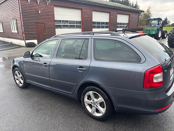 Skoda Octavia 4 of 16