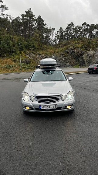 Mercedes-Benz E220 d 3 of 15