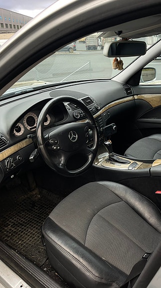 Mercedes-Benz E220 d 8 of 15