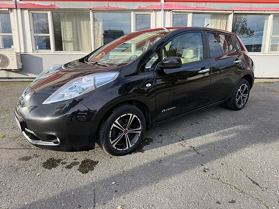 Nissan Leaf 2 of 13