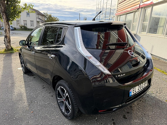 Nissan Leaf 4 of 13