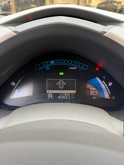 Nissan Leaf 9 of 13