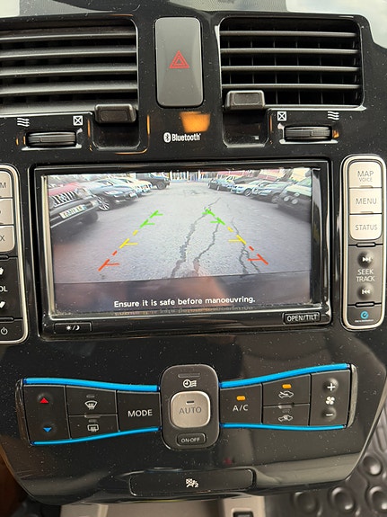 Nissan Leaf 8 of 13