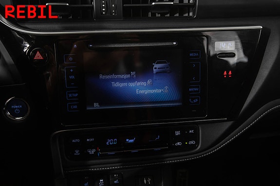 Toyota Auris 16 of 25