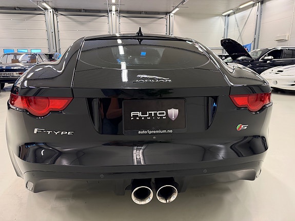 Jaguar F-TYPE 8 of 30