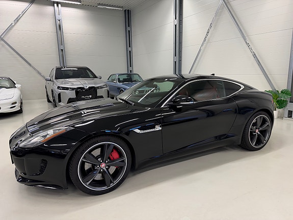 Jaguar F-TYPE 4 of 30