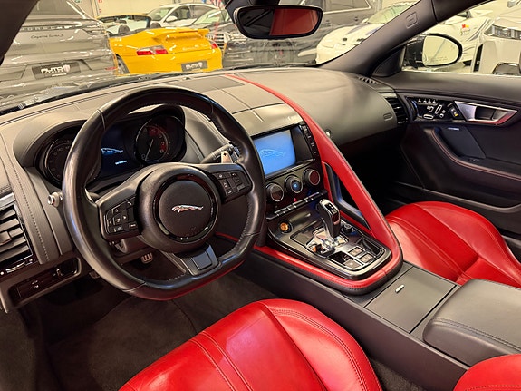 Jaguar F-TYPE 21 of 30