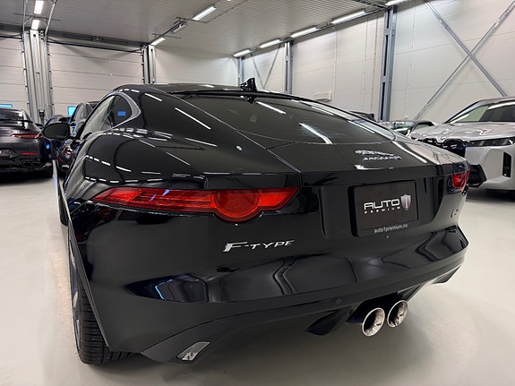 Jaguar F-TYPE 7 of 30