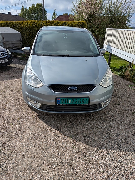 Ford Galaxy 2 of 11