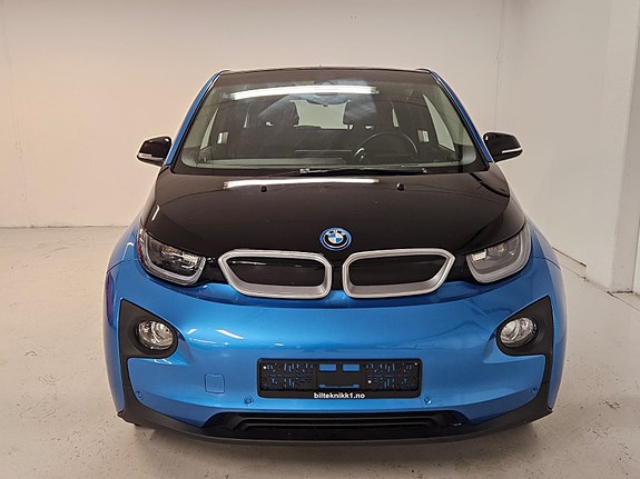 BMW i3 2 of 18