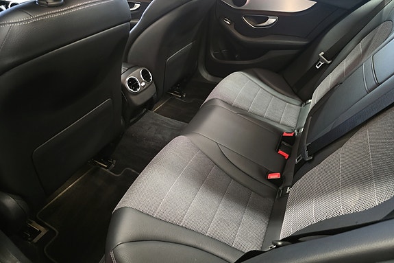 Mercedes-Benz C180 6 of 16