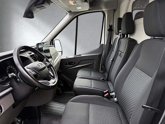 Ford Transit 15 of 30