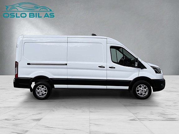 Ford Transit 7 of 30