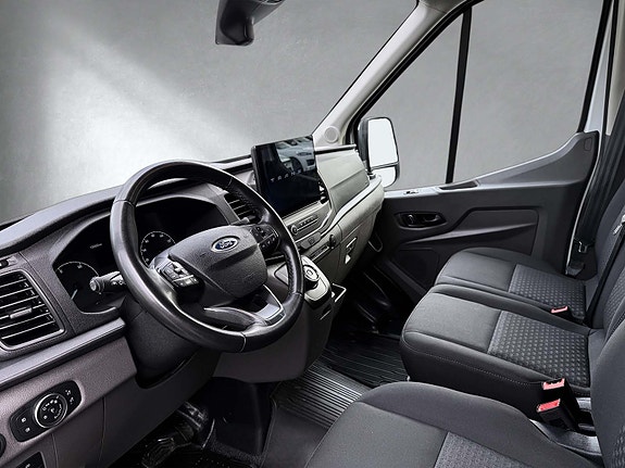 Ford Transit 14 of 30