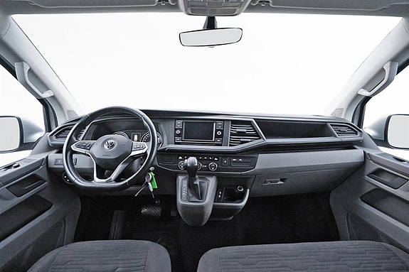 Volkswagen Caravelle 15 of 30