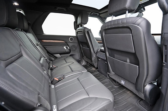 Land Rover Discovery 30 of 30