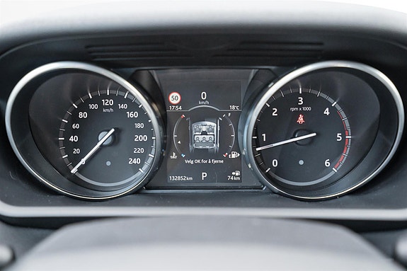 Land Rover Discovery 16 of 30