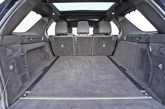 Land Rover Discovery 26 of 30