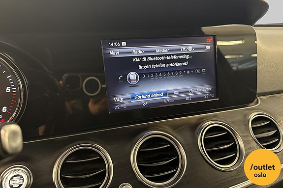 Mercedes-Benz E220 18 of 30