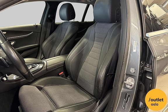 Mercedes-Benz E220 14 of 30