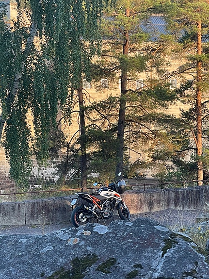 KTM 125 Duke 3 of 3