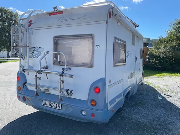 Bürstner T680 2 of 12