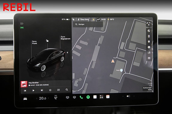 Tesla Model 3 15 of 27