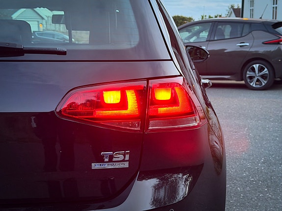 Volkswagen Golf VII 8 of 21