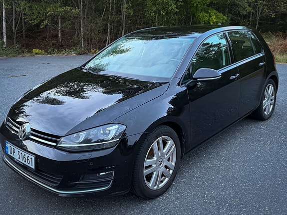 Volkswagen Golf VII 2 of 21