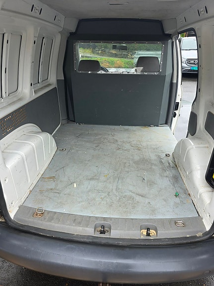 Volkswagen Caddy 8 of 16
