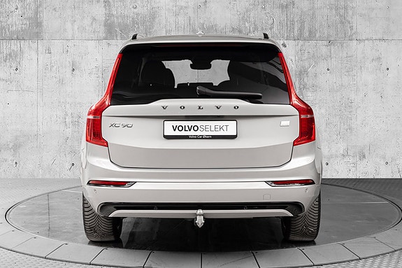 Volvo XC90 6 of 30