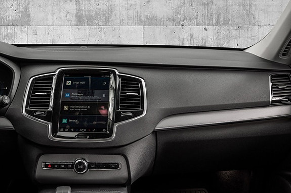 Volvo XC90 21 of 30