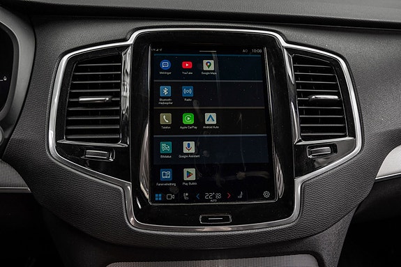 Volvo XC90 23 of 30