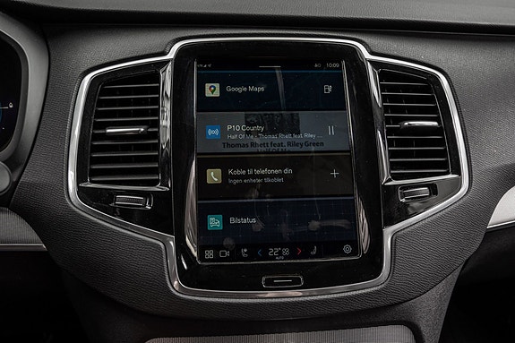 Volvo XC90 24 of 30
