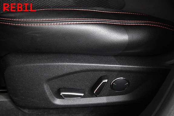 Ford S-MAX 18 of 24