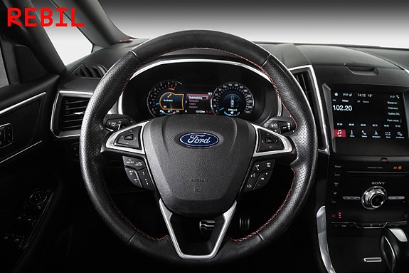 Ford S-MAX 12 of 24