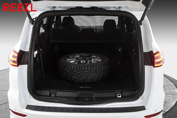 Ford S-MAX 20 of 24
