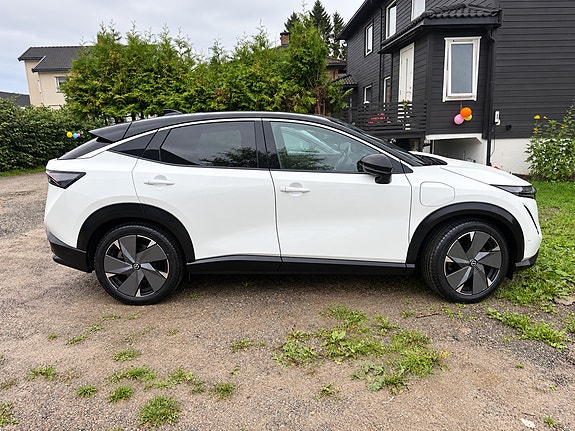 Nissan Ariya 10 of 20