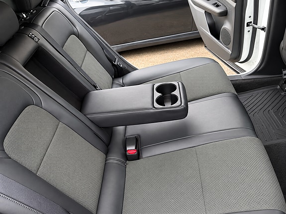 Nissan Ariya 20 of 20