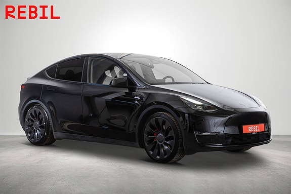 Tesla Model Y 4 of 27