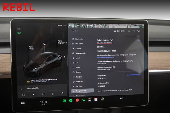 Tesla Model Y 13 of 27