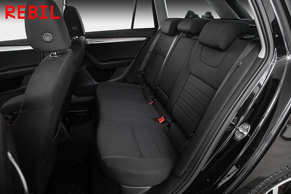 Skoda Octavia 10 of 24
