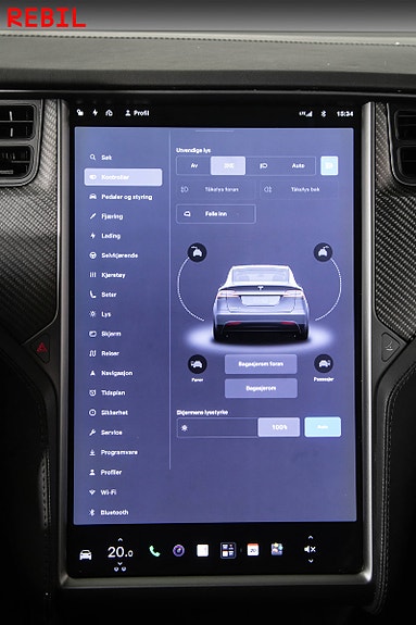 Tesla Model X 18 of 30