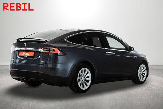 Tesla Model X 8 of 30