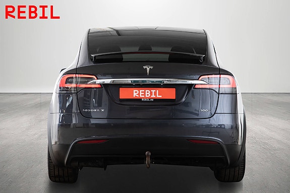 Tesla Model X 7 of 30