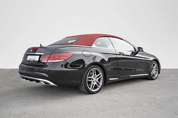 Mercedes-Benz E400 7 of 30