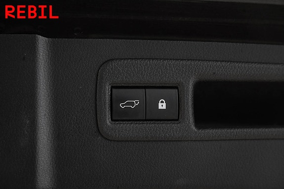 Lexus NX300h 25 of 26