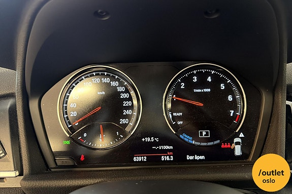 BMW 225xe 24 of 27