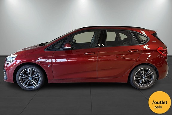 BMW 225xe 2 of 27