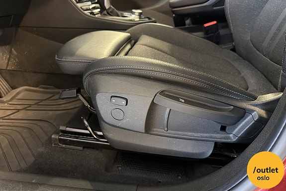 BMW 225xe 25 of 27